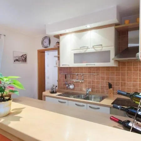 Dalma Girandella Apartment