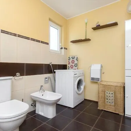 Apartment Dalma Girandella *