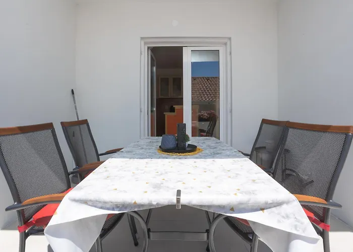 דירה Dalma Girandella ז'אבוריץ'